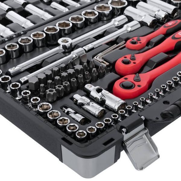 Профессиональный набор инструментов 1/4" & 1/2" 151ед (ET-7151 Intertool) ET-7151 фото